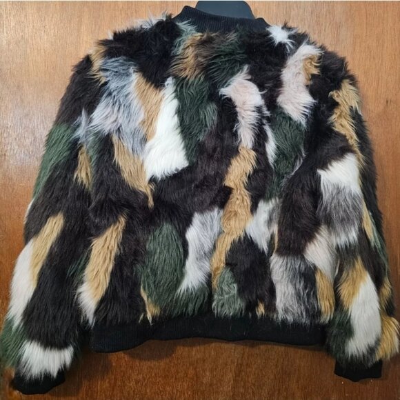 H&M Size 4 Camouflage Patchwork Faux Rabbit Zippered Bomber Jacket - Picture 2 of 7